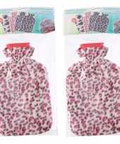 Rubberen 2x kruiken met luipaard print hoes roze 2 liter