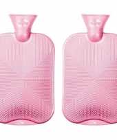 Rubberen 2x roze warm parelmoer kruiken 2 liter